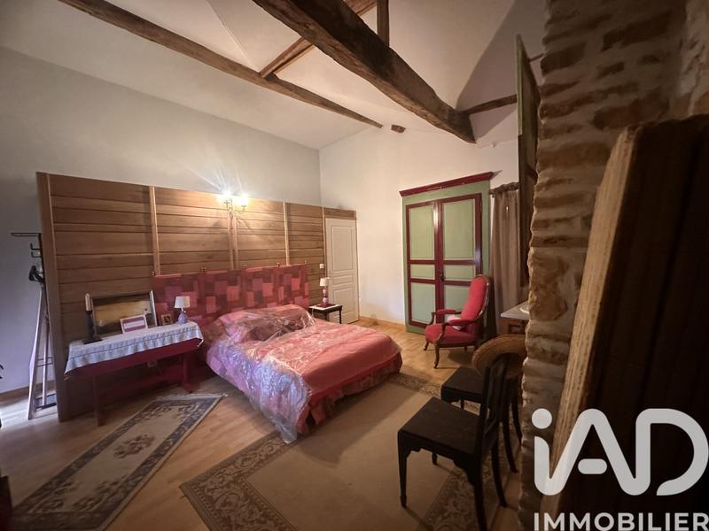 Maison de village - 220 m² - 7 pièces