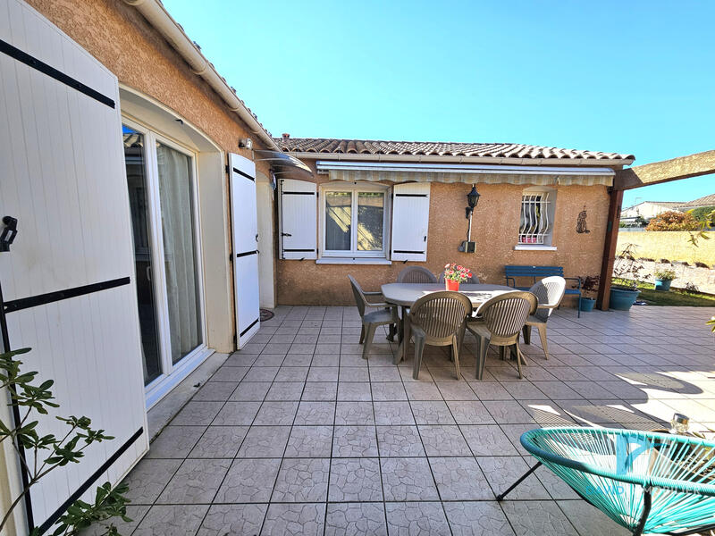 Villa - 104 m² - 5 pièces