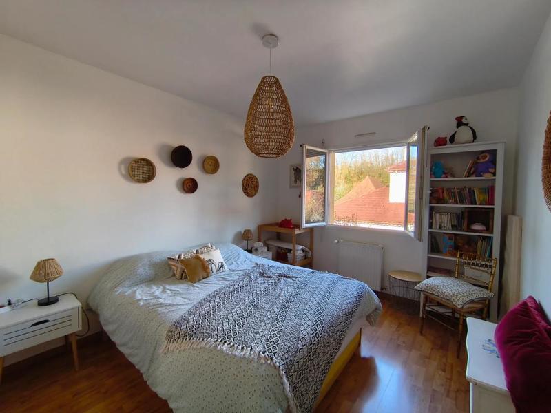 Maison - 187 m² - 7 pièces