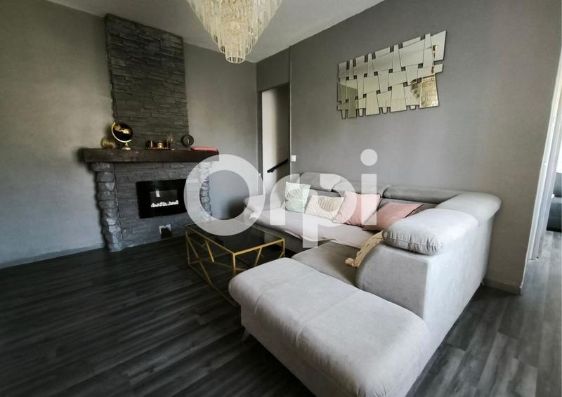 Maison - 93 m² - 4 pièces