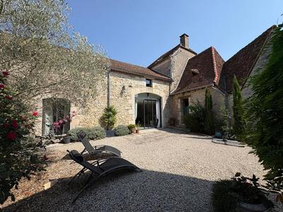 Maison de village - 160 m² - 6 pièces