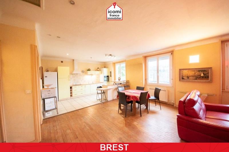 Maison - 123 m² - 7 pièces