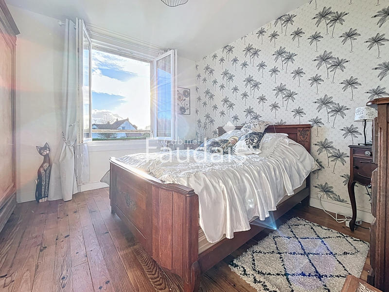 Maison - 80 m² - 4 pièces