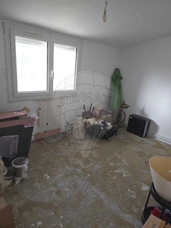 Maison - 102 m² - 6 pièces