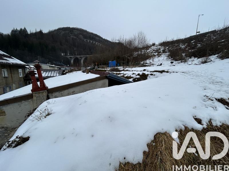 Appartement - 70 m² - 1 pièce