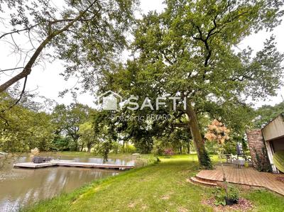 Maison - 152 m² - 8 pièces