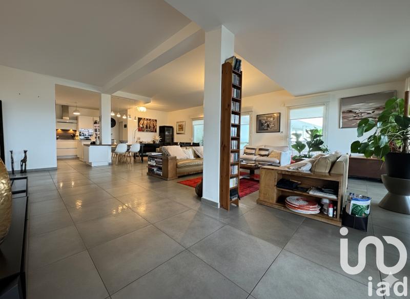 Appartement - 143 m² - 4 pièces