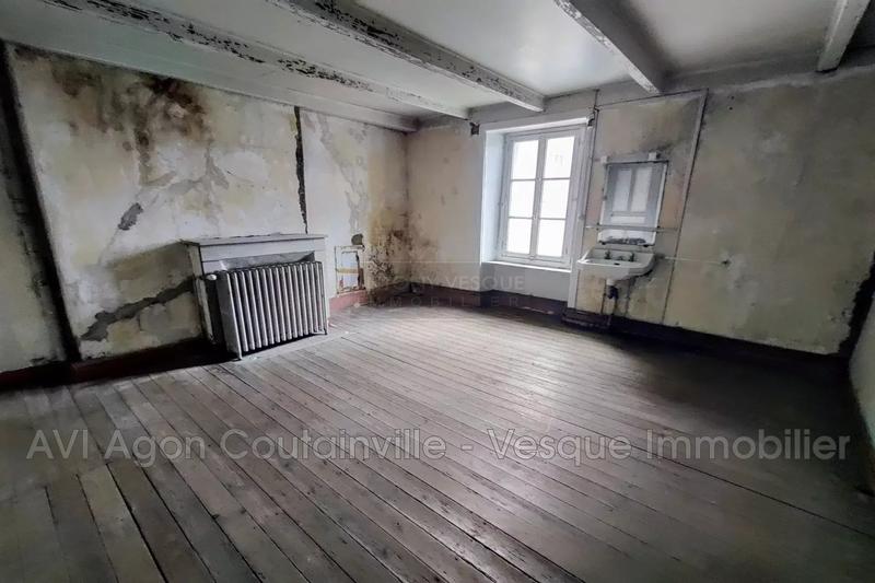 Maison - 215 m² - 7 pièces