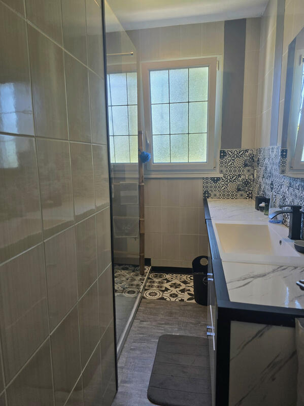 Maison - 129 m² - 6 pièces