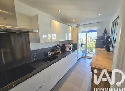 Appartement - 88 m² - 3 pièces