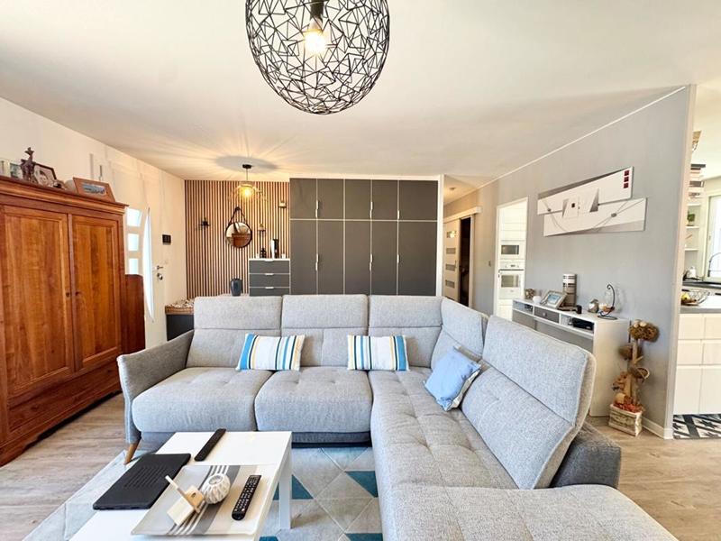 Maison - 122 m² - 5 pièces