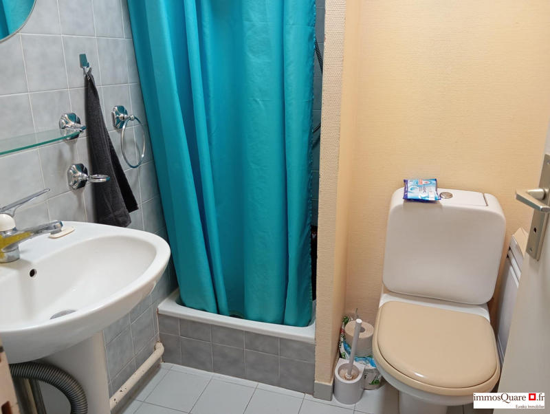 Appartement - 80 m² - 3 pièces