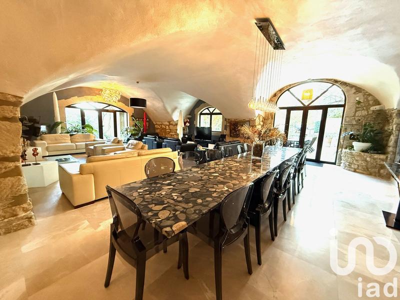 Bastide - 410 m² - 12 pièces