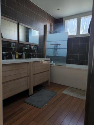 Maison de ville - 107 m² - 4 pièces