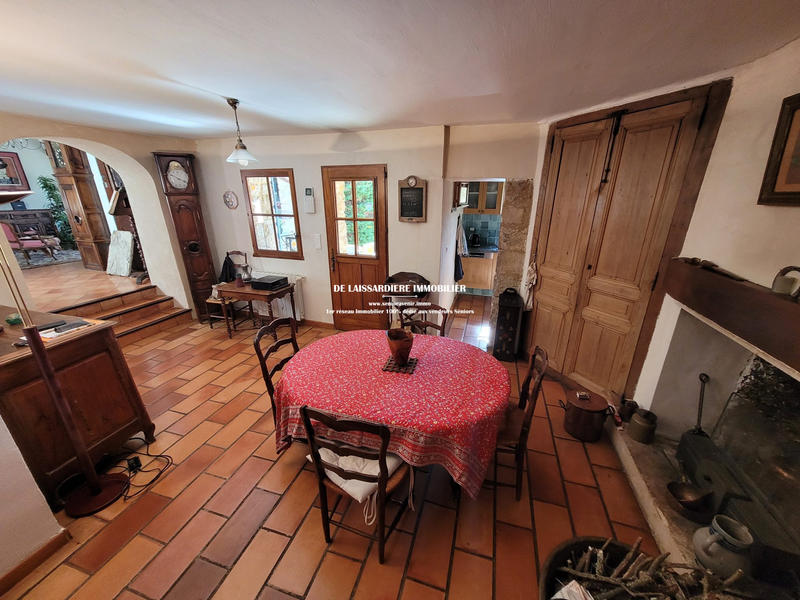 Villa - 260 m² - 9 pièces