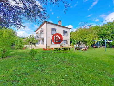 Maison - 165 m² - 5 pièces