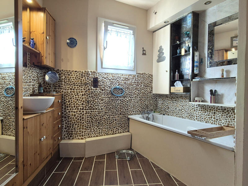 Maison - 140 m² - 7 pièces