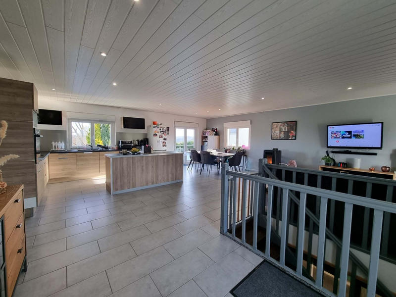 Maison - 134 m² - 6 pièces