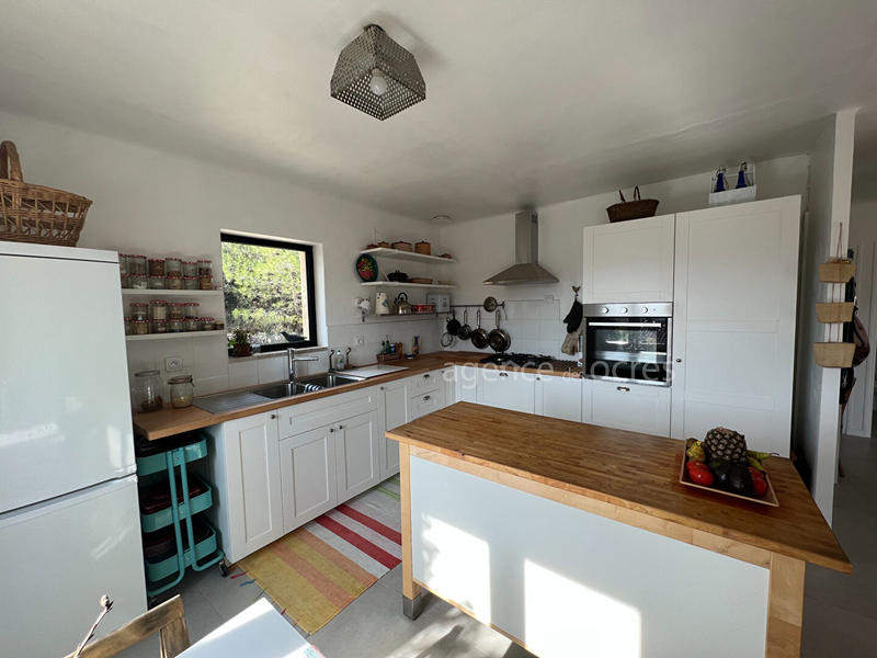 Maison - 97 m² - 4 pièces