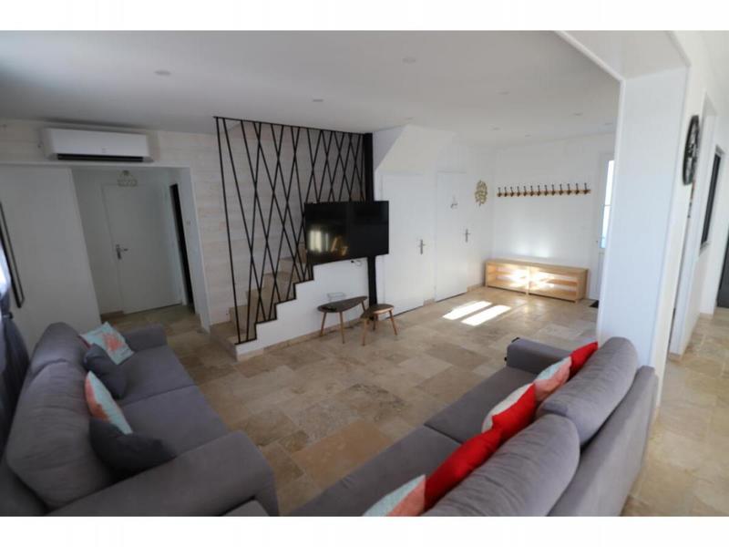 Maison - 121 m² - 5 pièces