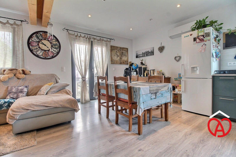 Maison - 106 m² - 5 pièces