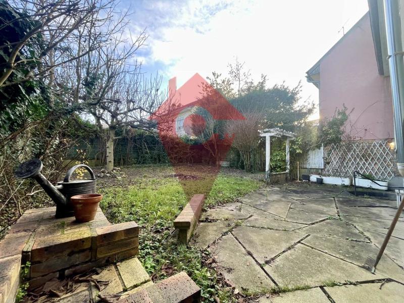 Maison - 97 m² - 4 pièces