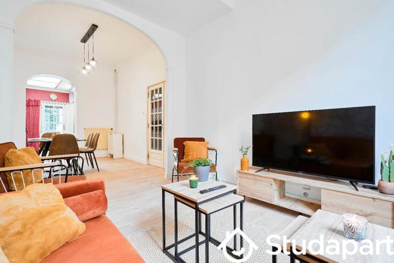 Chambre - 9 m² - 1 pièce