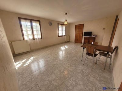 Maison - 92 m² - 4 pièces