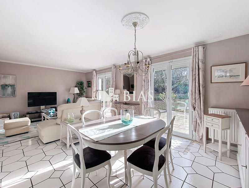 Maison - 115 m² - 4 pièces