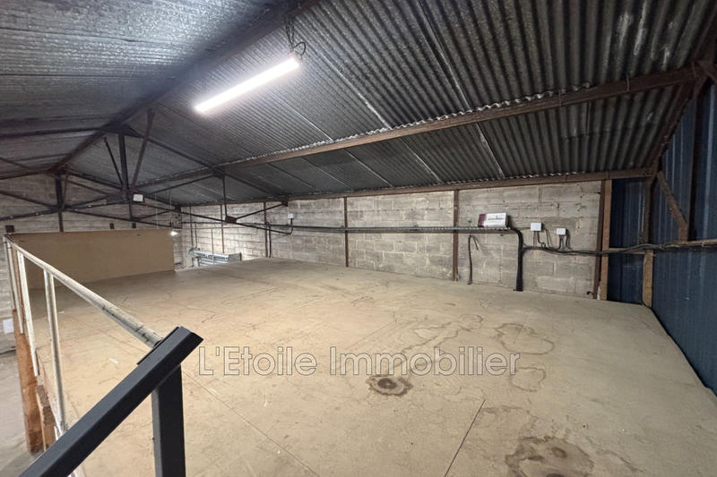 Local commercial - 231 m²
