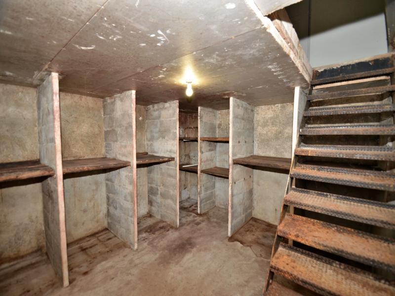 Propriété - 176 m² - 6 pièces