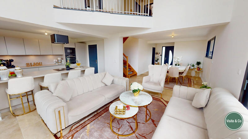 Maison traditionnelle - 133 m² - 6 pièces