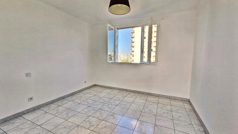 Appartement - 66 m² - 4 pièces
