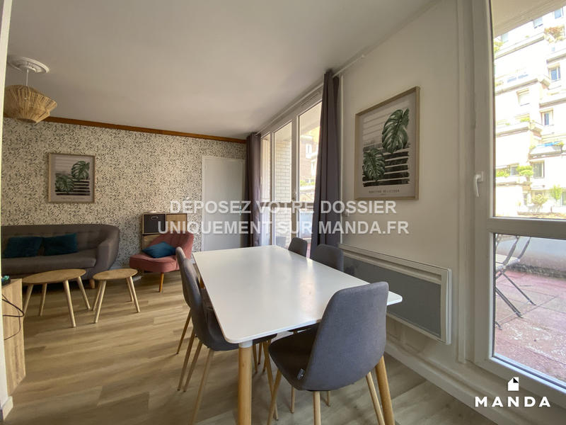 Chambre - 9 m² - 5 pièces