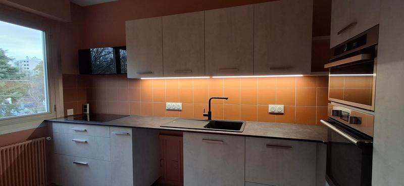 Appartement - 75 m² - 3 pièces