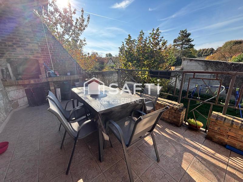 Maison - 175 m² - 9 pièces