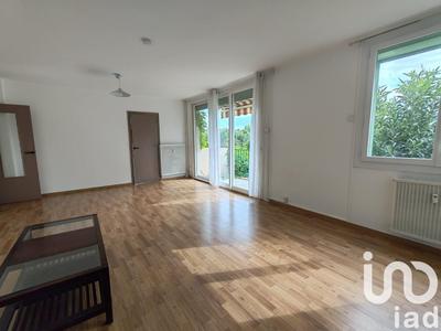 Appartement - 92 m² - 4 pièces