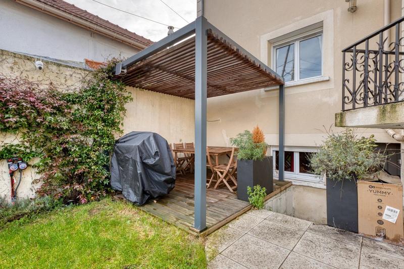 Maison - 143 m² - 7 pièces