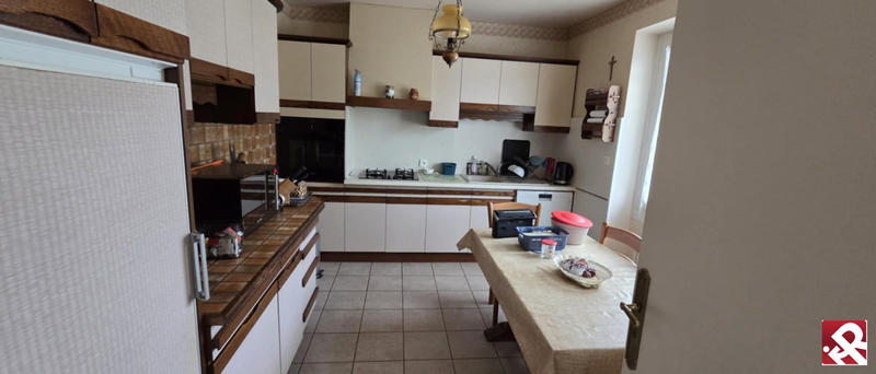 Maison - 145 m² - 5 pièces