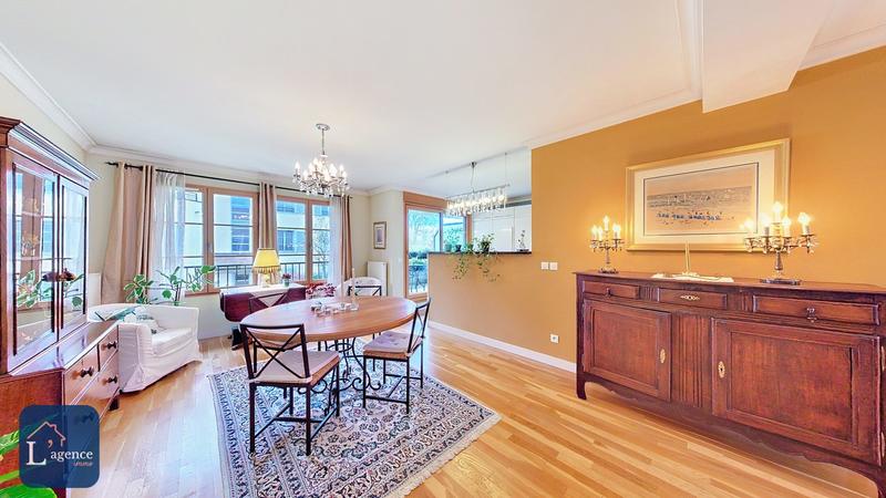 Appartement - 102 m² - 3 pièces