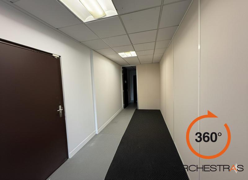 Bureau - 213 m²