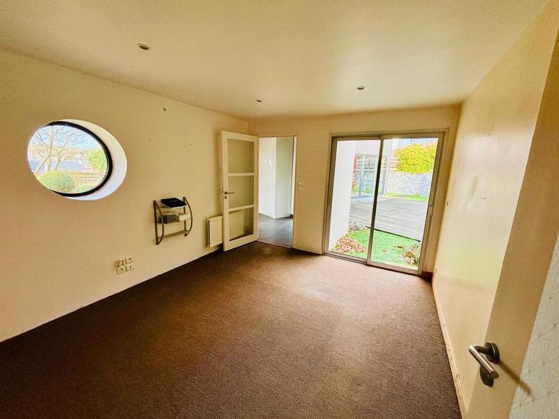 Maison - 175 m² - 7 pièces