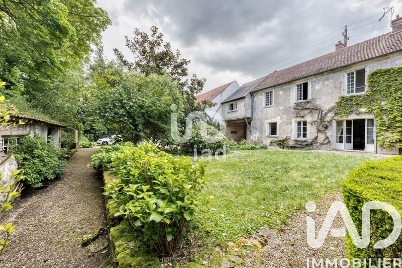 Maison - 283 m² - 8 pièces
