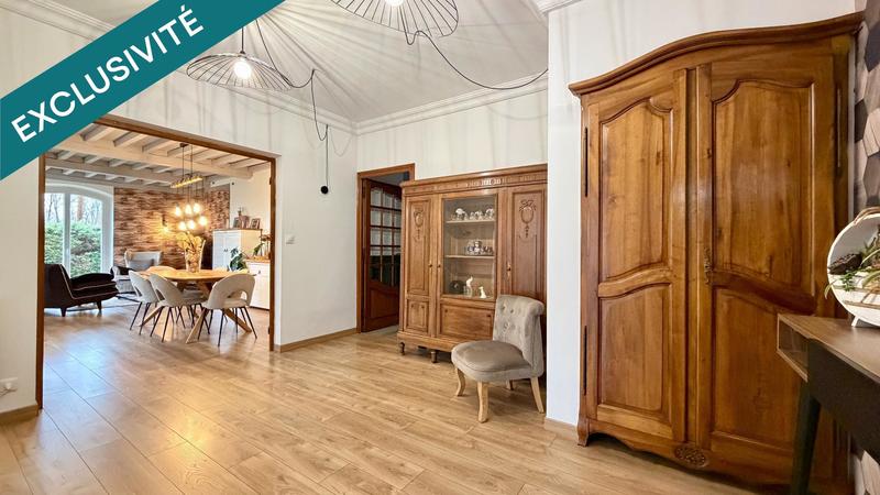 Maison - 259 m² - 7 pièces