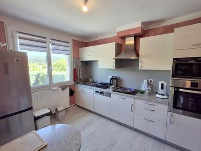 Maison - 107 m² - 5 pièces