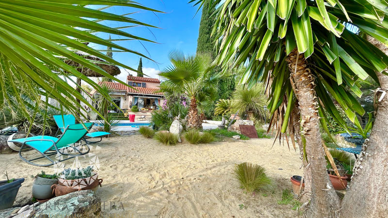 Villa - 164 m² - 7 pièces