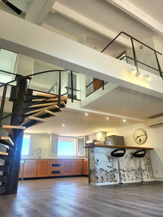 Maison - 180 m² - 6 pièces