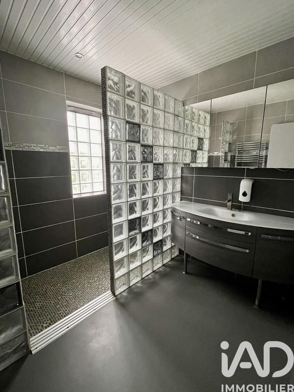 Maison - 127 m² - 7 pièces