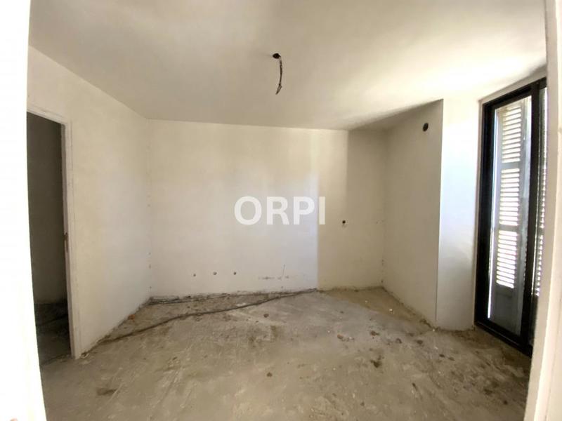 Appartement - 92 m² - 3 pièces