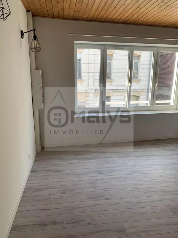 Local commercial - 120 m² - 3 pièces